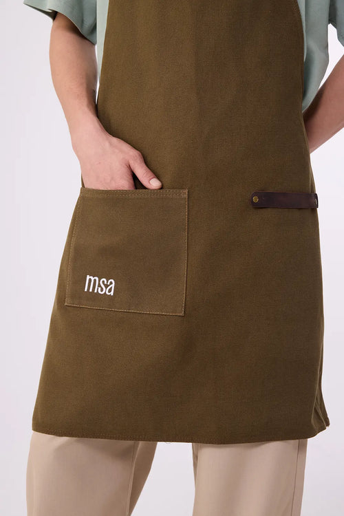 Custom Canvas Apron – Rustic Workwear Style With Leather Detail