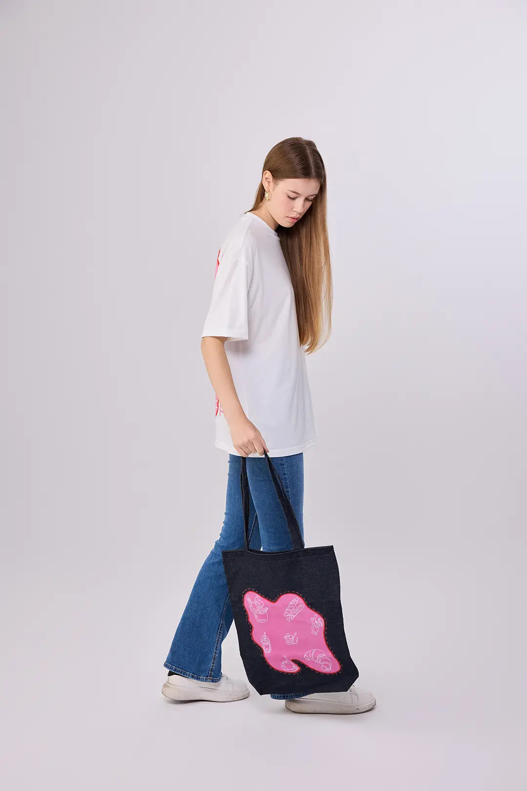 Custom Graphic Canvas Tote – Artistic Eco-Friendly Bag With Bold Design
