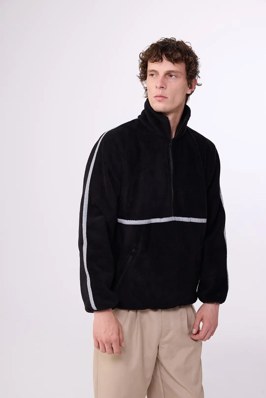 Custom Reflective Sweatshirt – Branded Safety Layer for Workwear and Outdoor Teams