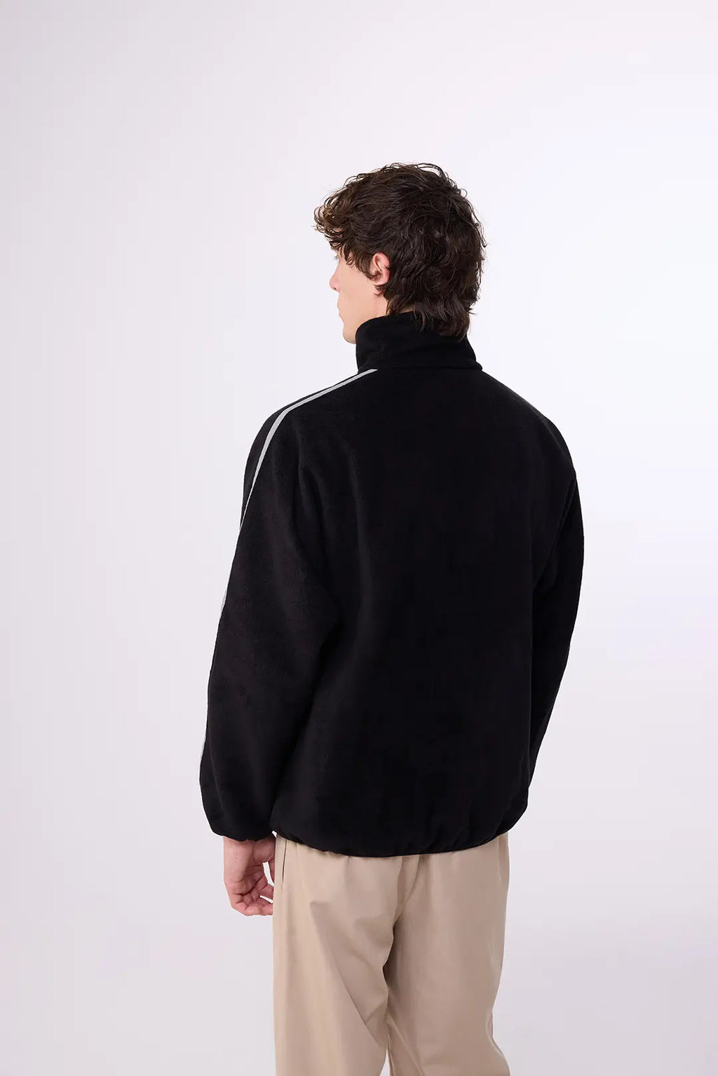 Custom Reflective Sweatshirt – Branded Safety Layer for Workwear and Outdoor Teams