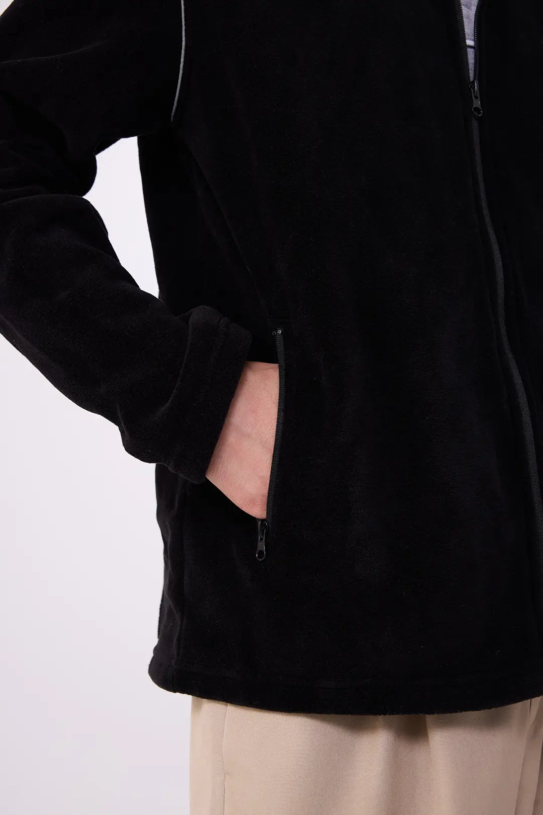 Custom Softshell Work Jacket – Lightweight Zip-Up Layer for Everyday Use