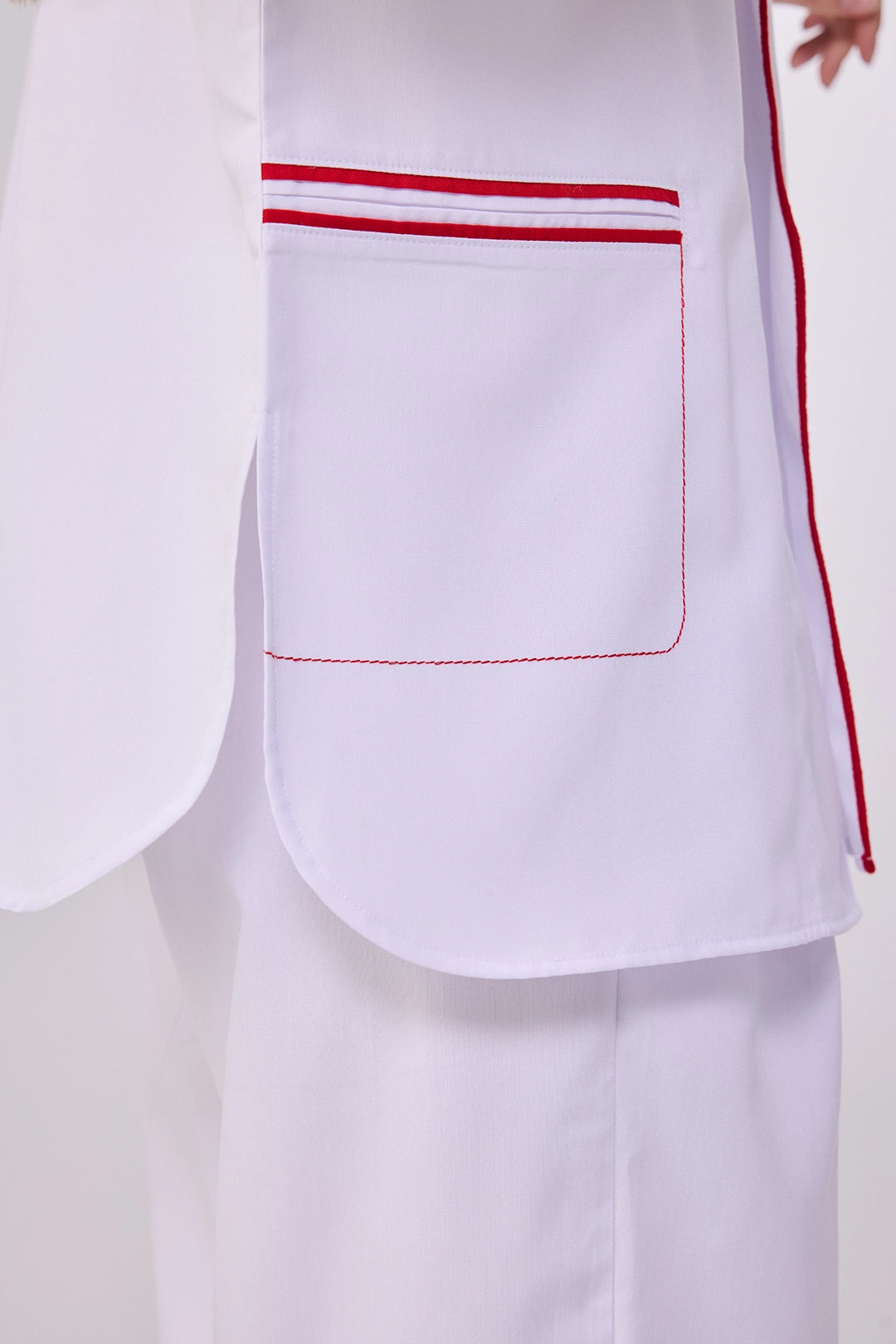 Custom Chef Uniform – Elegant Culinary Jacket for Professional Kitchens